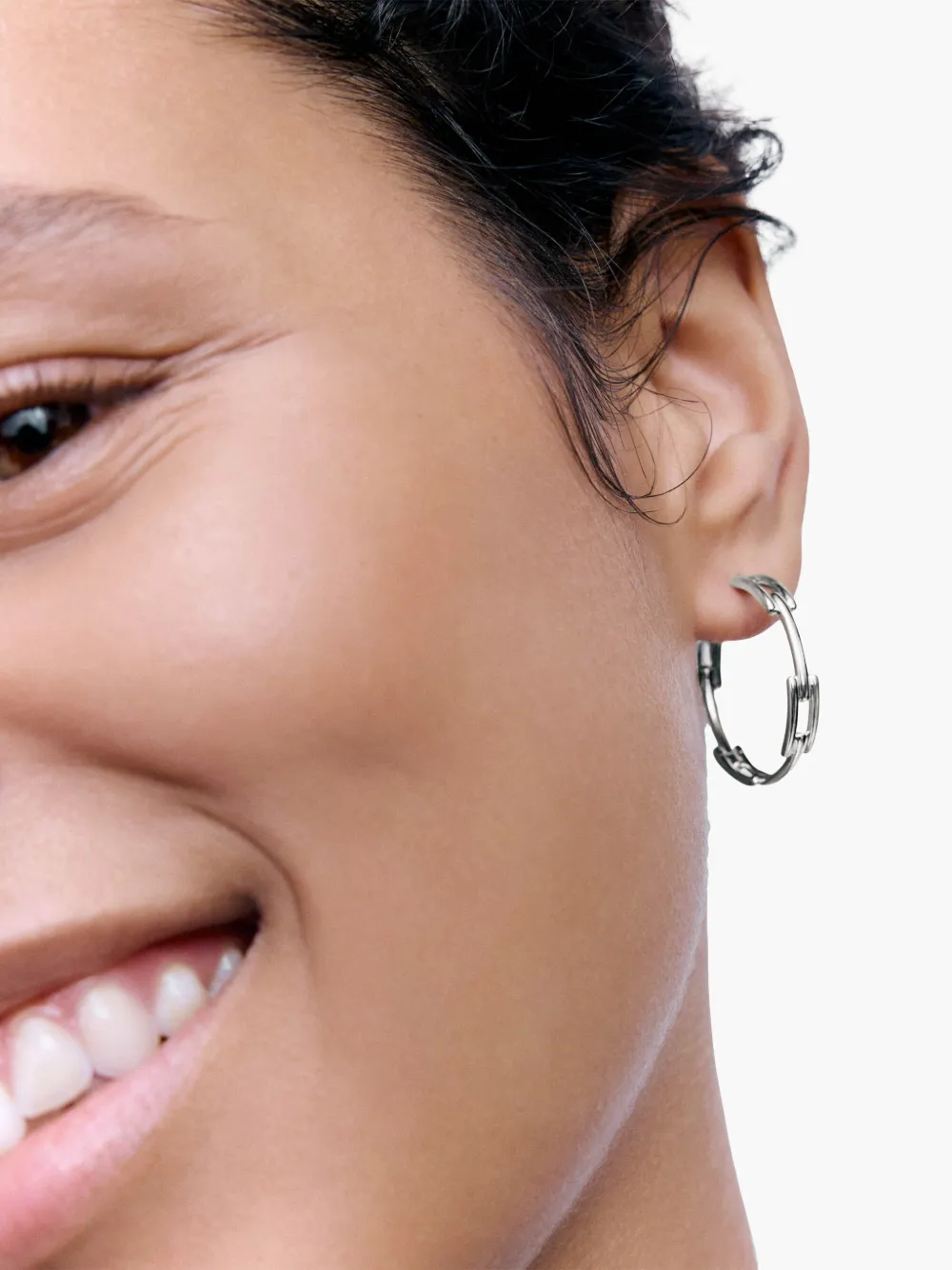 Monica Vinader Medium Link Earrings In Silver