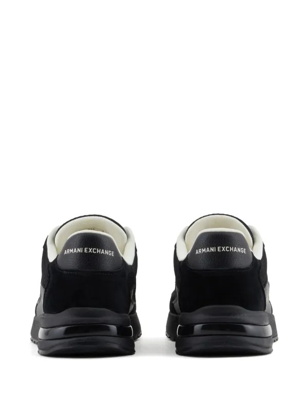 Armani Exchange ロゴ スニーカー | ブラック | FARFETCH JP