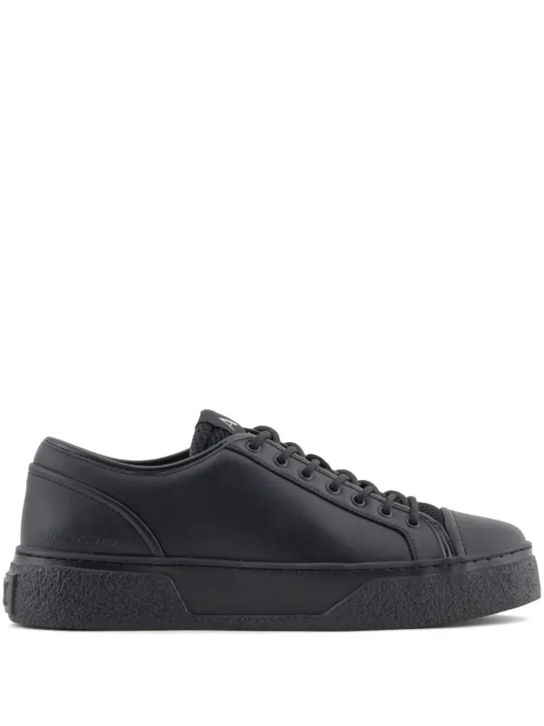 送料/関税込【ARMANI EXCHANGE】ロゴ レザー スニーカー Armani Exchange レザースニーカー | ブラック | FARFETCH JP