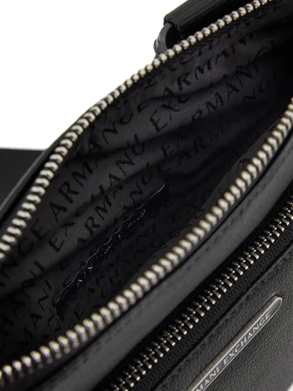 Armani Exchange Borsa messenger con placca logo | Borse | Image 4