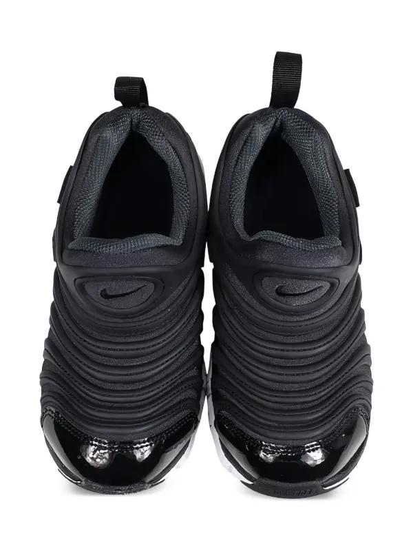 nike dynamo free trainers