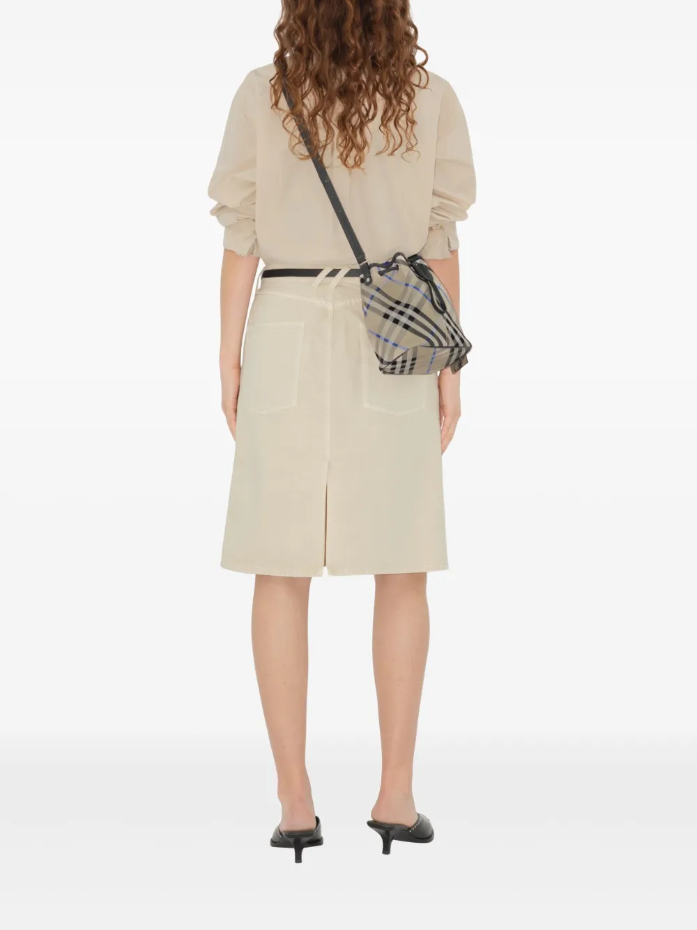Burberry Medium Bucket Bag With Check Pattern In 中性色