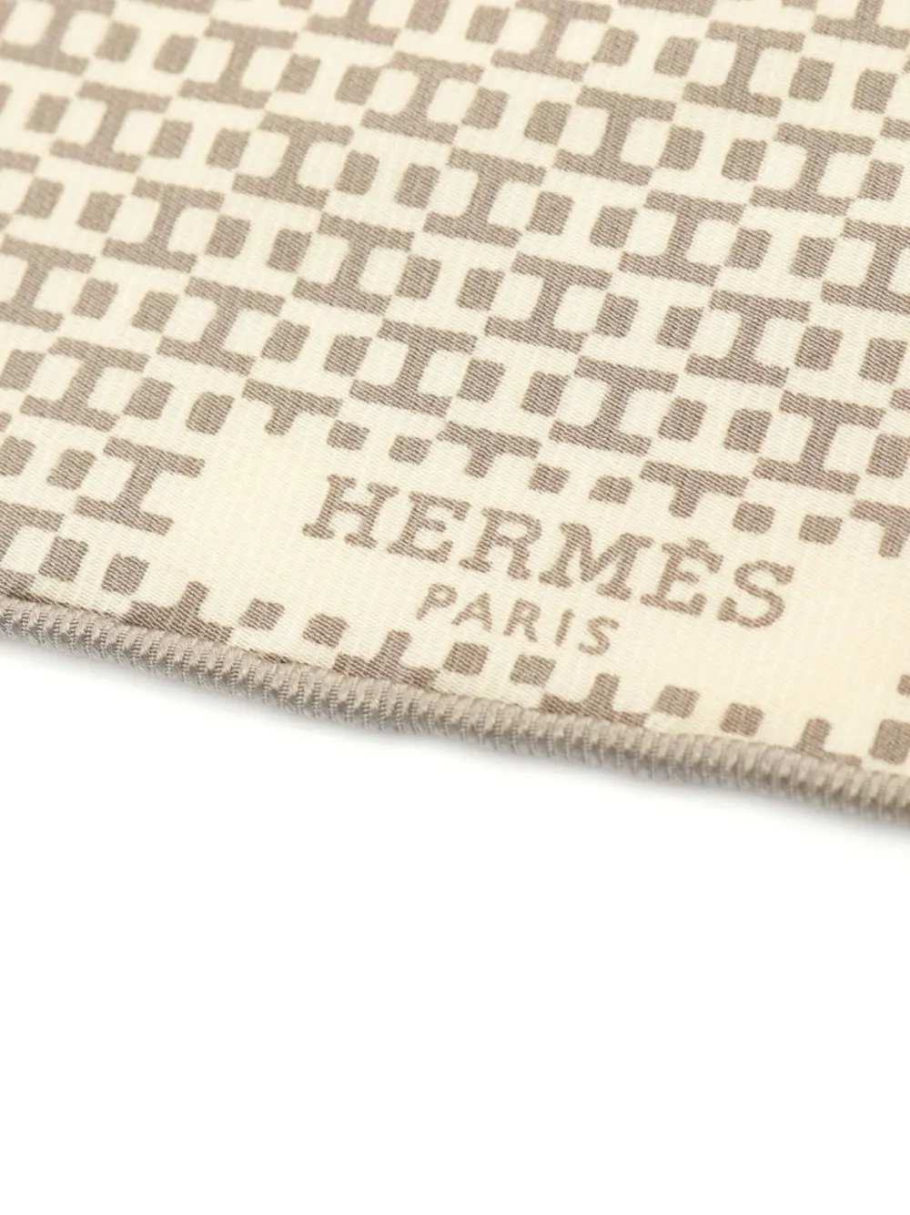 Hermès Pre-Owned 10s Losange scarf - Beige