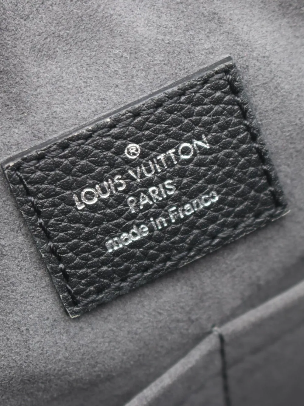 Pre-owned Louis Vuitton 2020 Mahina Haumea Two-way Handbag In Black
