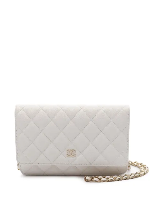 CHANEL Pre-Owned portefeuille matelassé à bride en chaîne (2021)