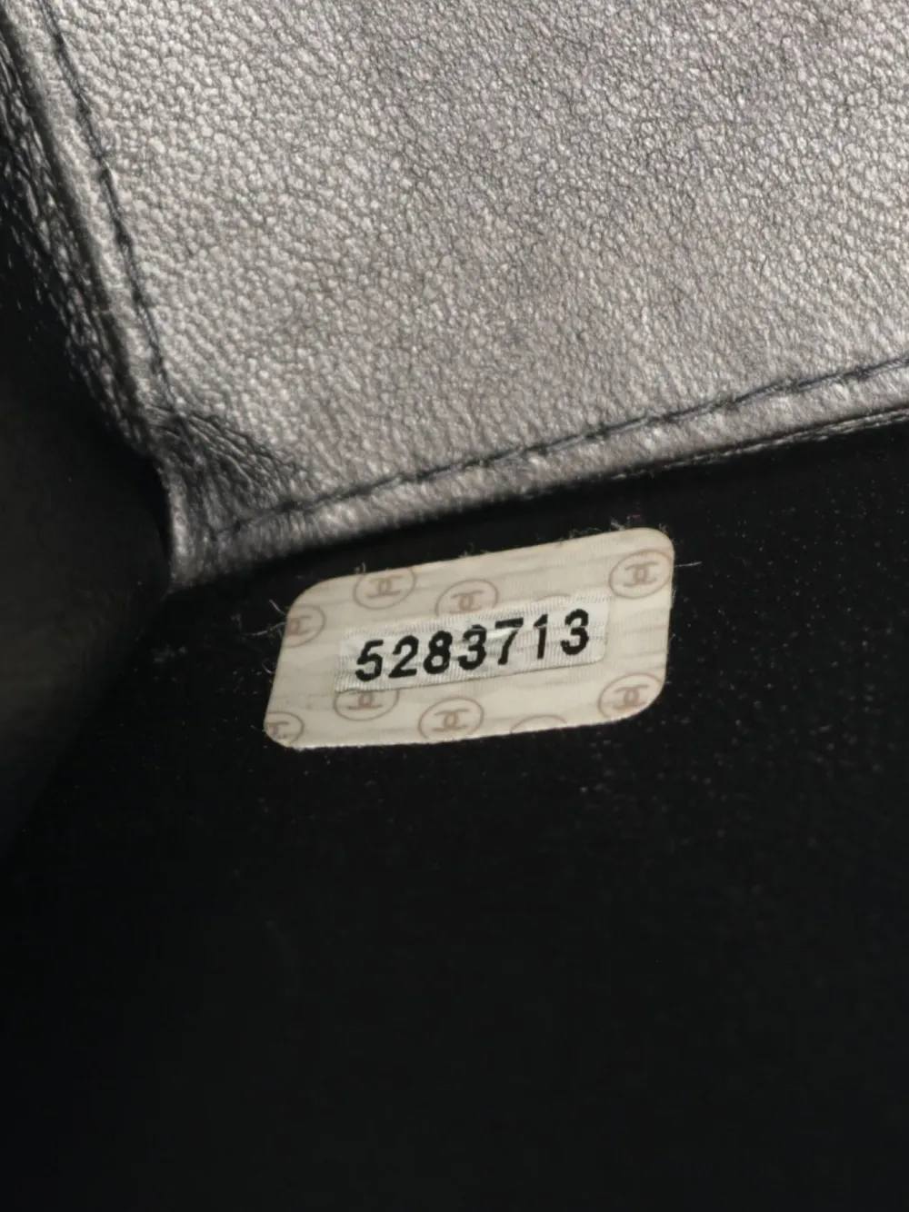 CHANEL Pre-Owned 1997-1999 caviar-leather tote bag | Image 5