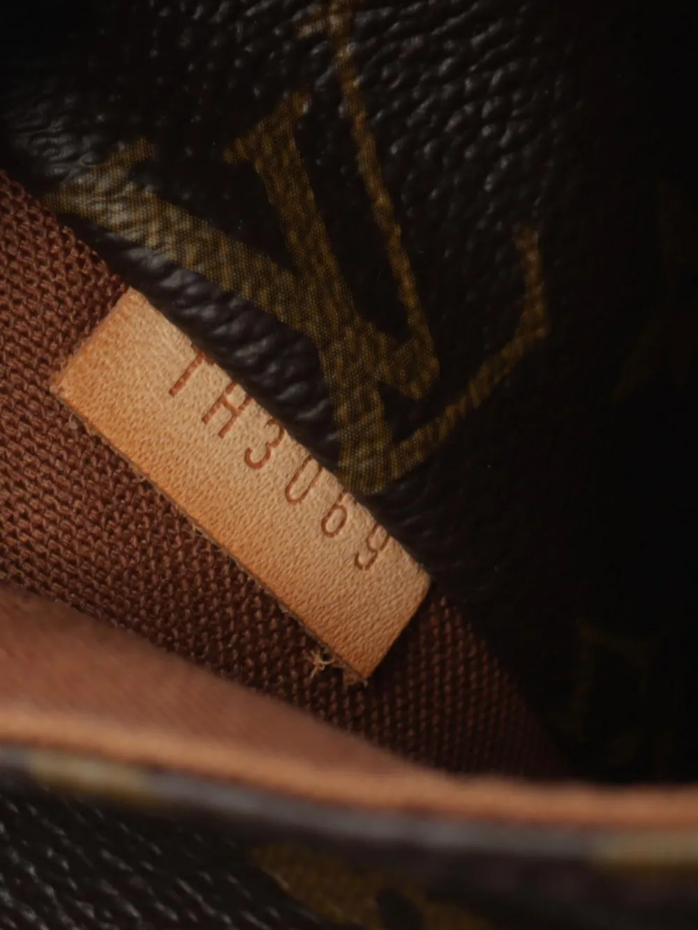 Pre-owned Louis Vuitton 2009 Totally Pm Tote Bag In Brown