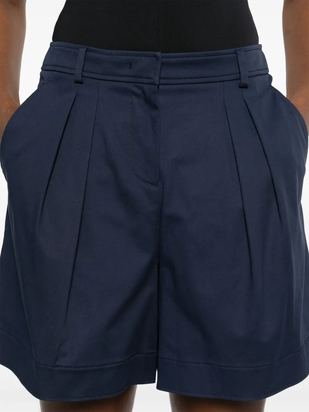 Alberta Ferretti Shorts met plooidetail Blauw