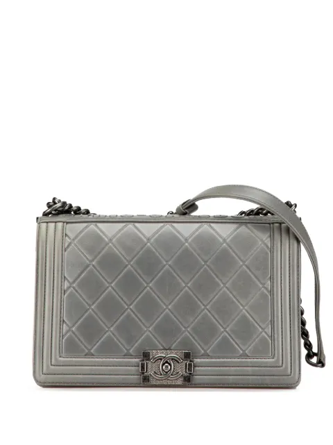 CHANEL Pre-Owned 2015-2016 Paris-Salzburg Large Embossed Calfskin Boy Flap crossbody bag I0AJEA3KMWBT8KG9 - 0