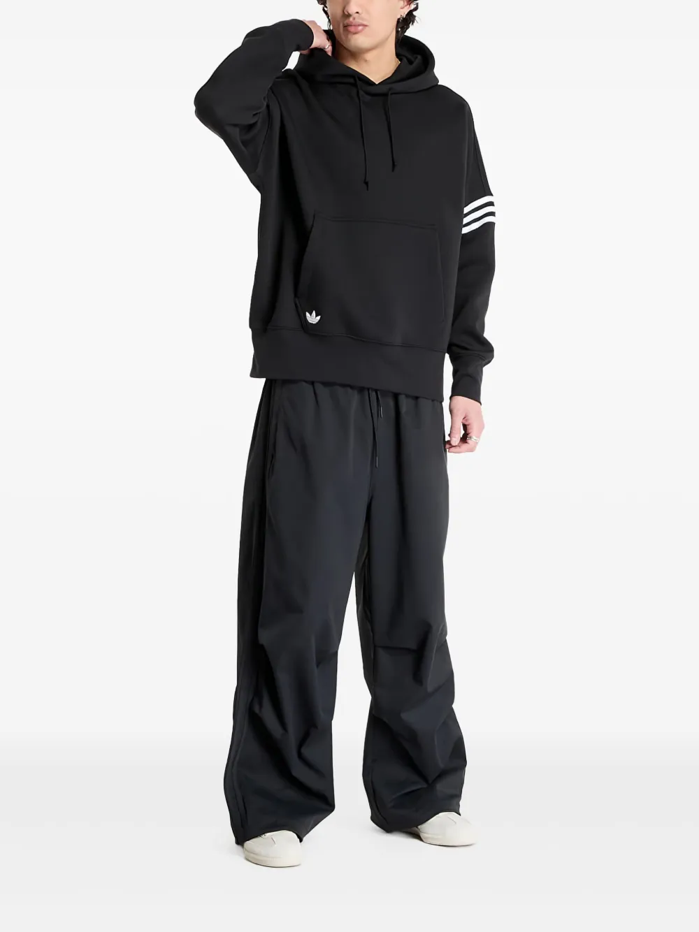 adidas Neuclassics hoodie Zwart