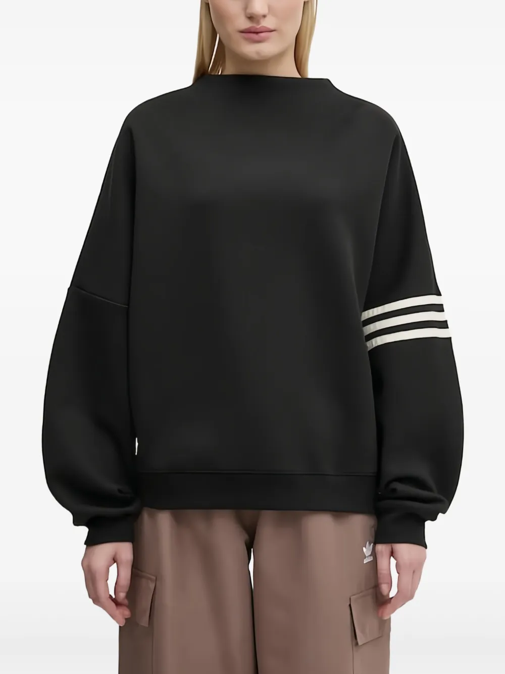 adidas Neuclassics sweater Zwart