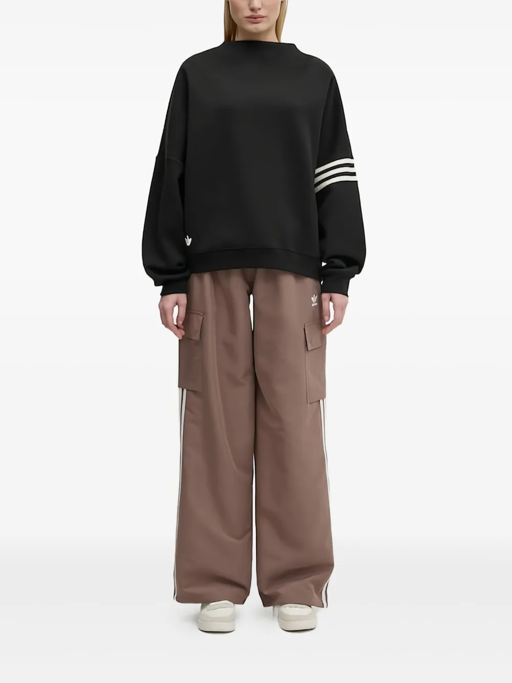 adidas Neuclassics sweater Zwart