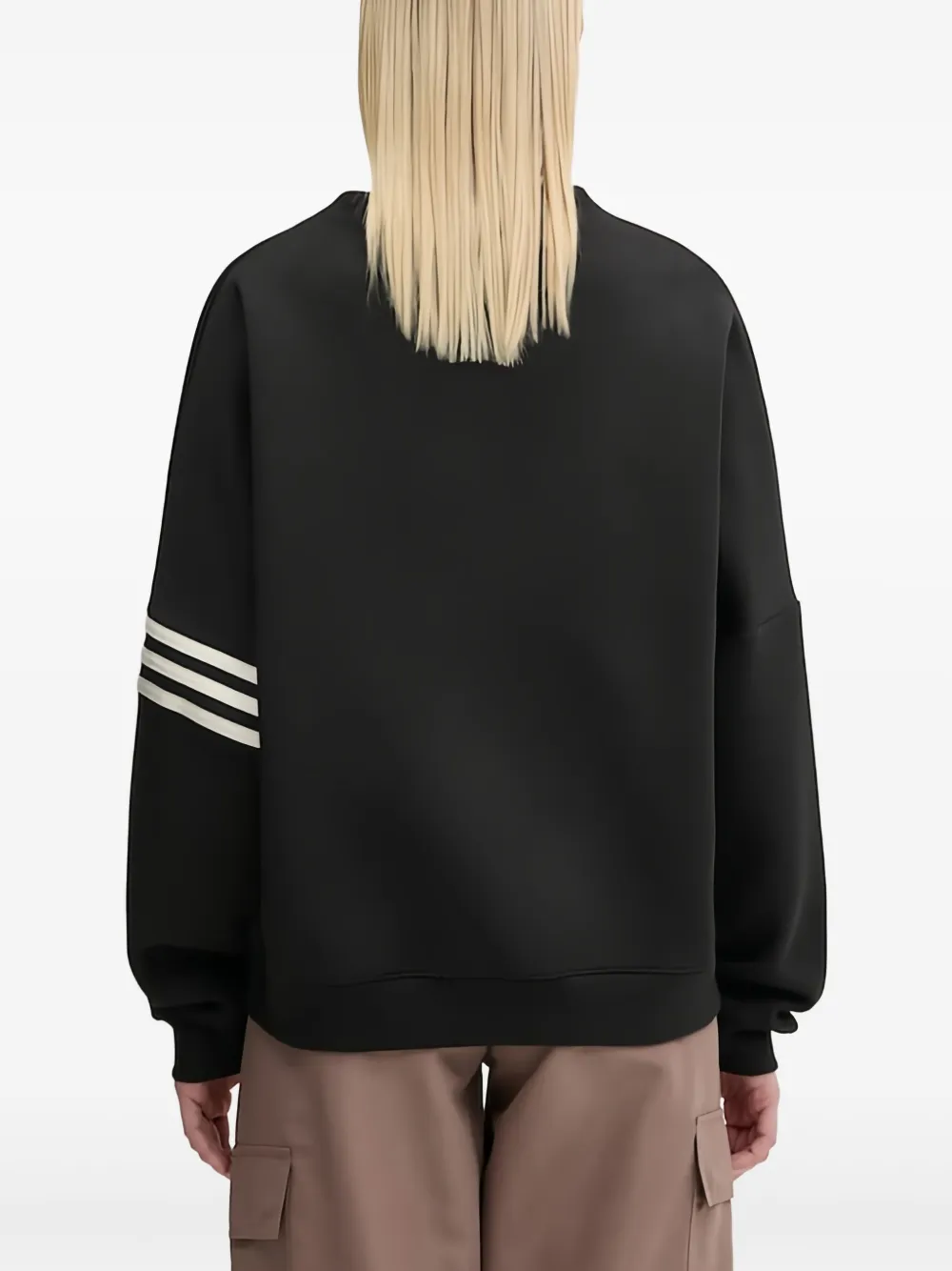 adidas Neuclassics sweater Zwart