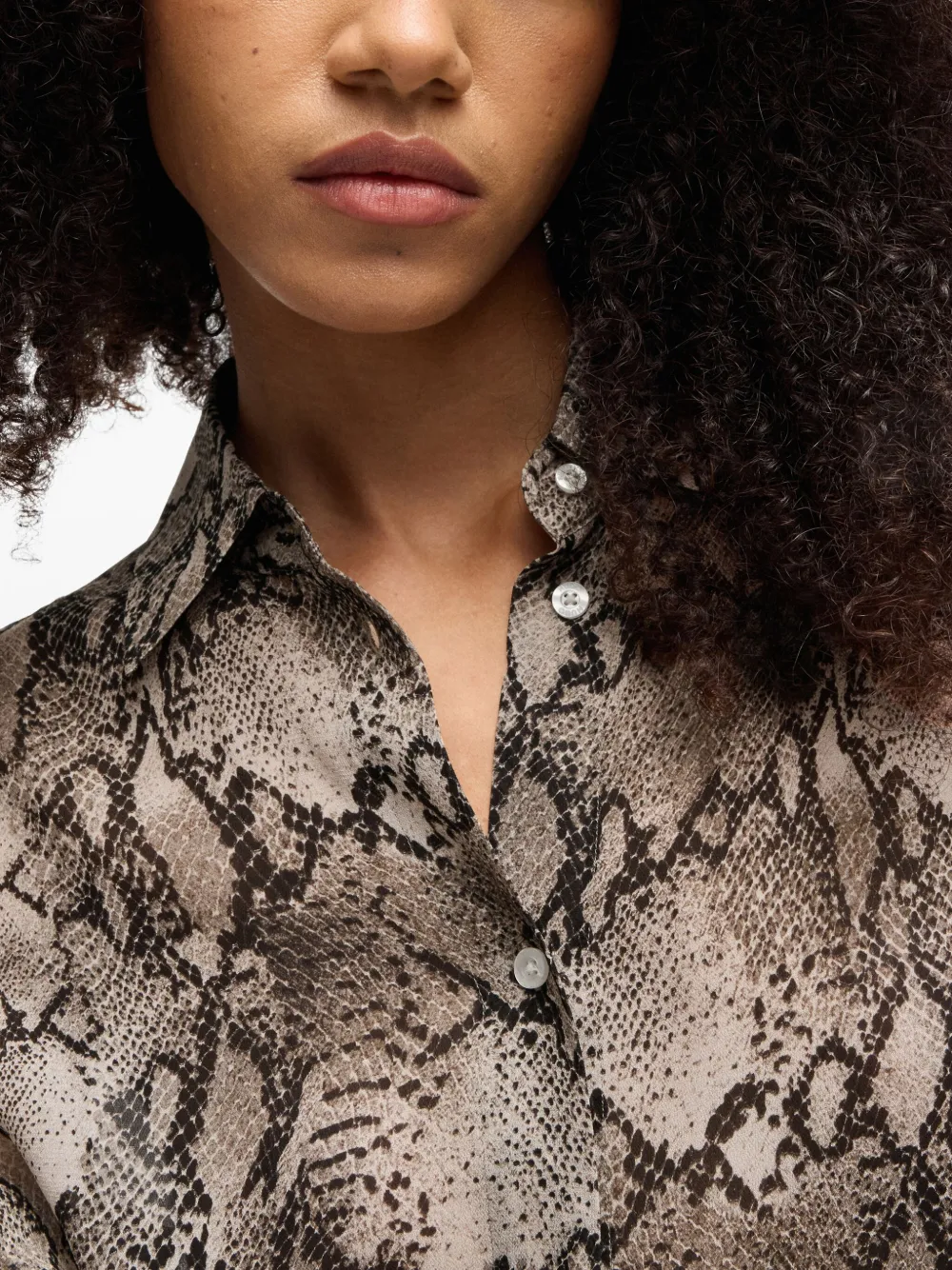 HUGO Blouse met slangenprint Bruin