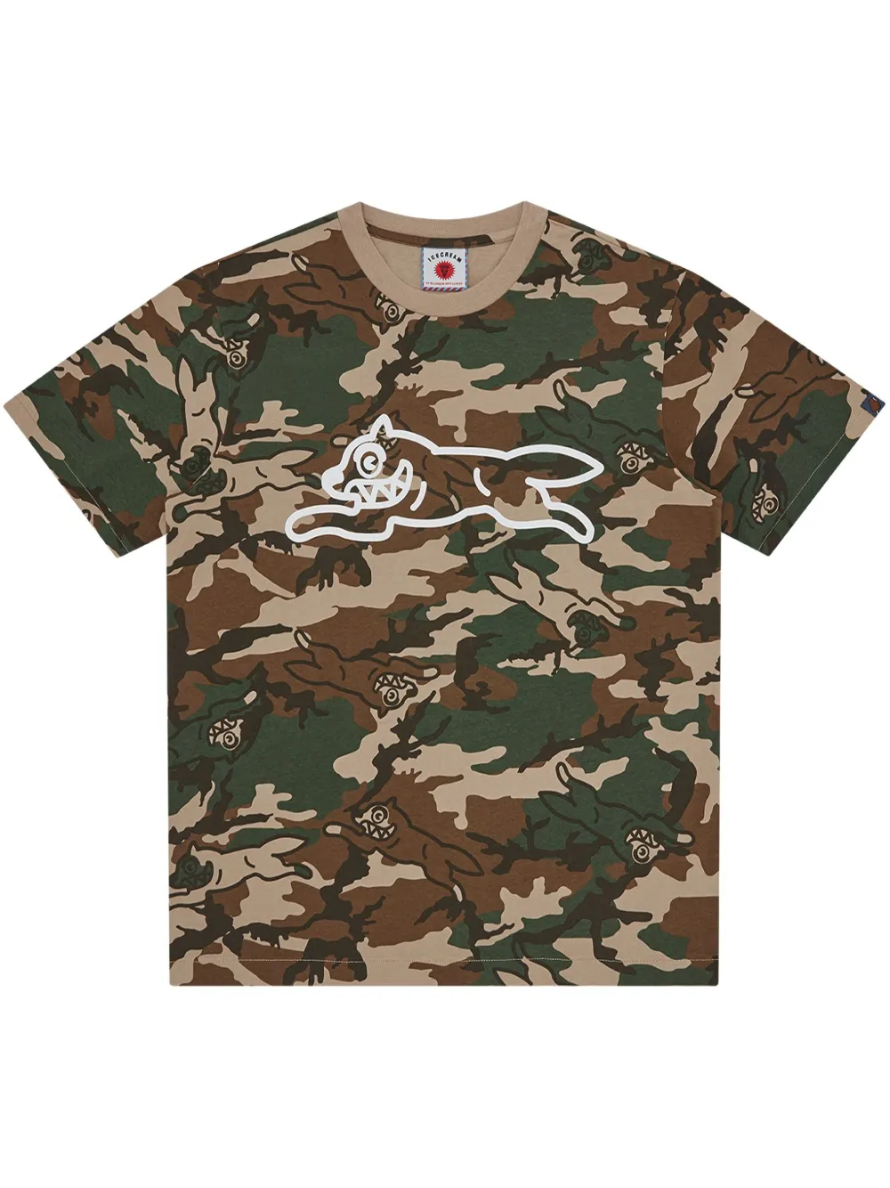 camouflage-print T-shirt