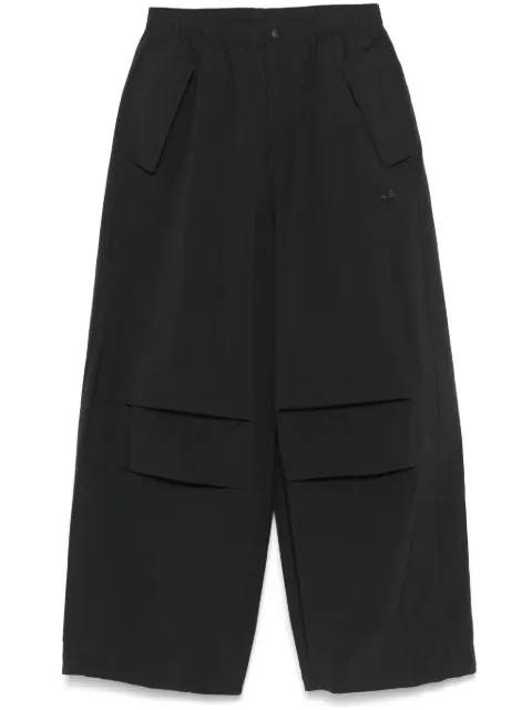 adidas pantalones parachute