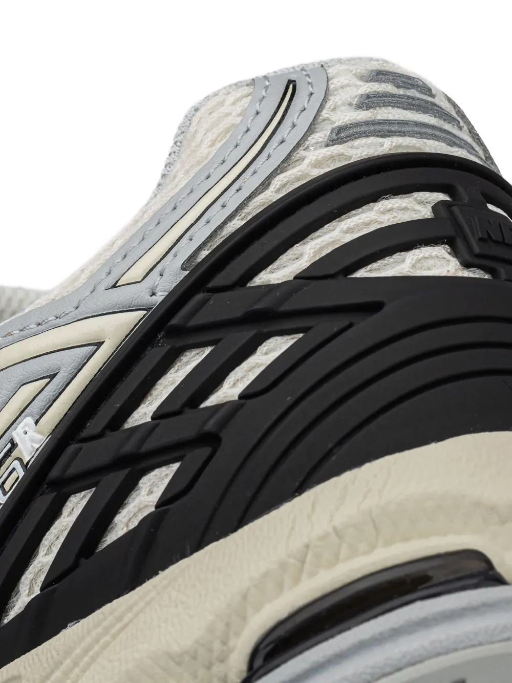 New Balance 1906R sneakers met vlakken Beige