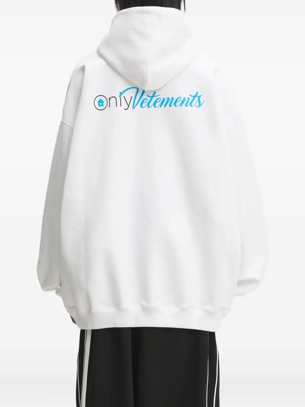 VETEMENTS logo-print hoodie Wit