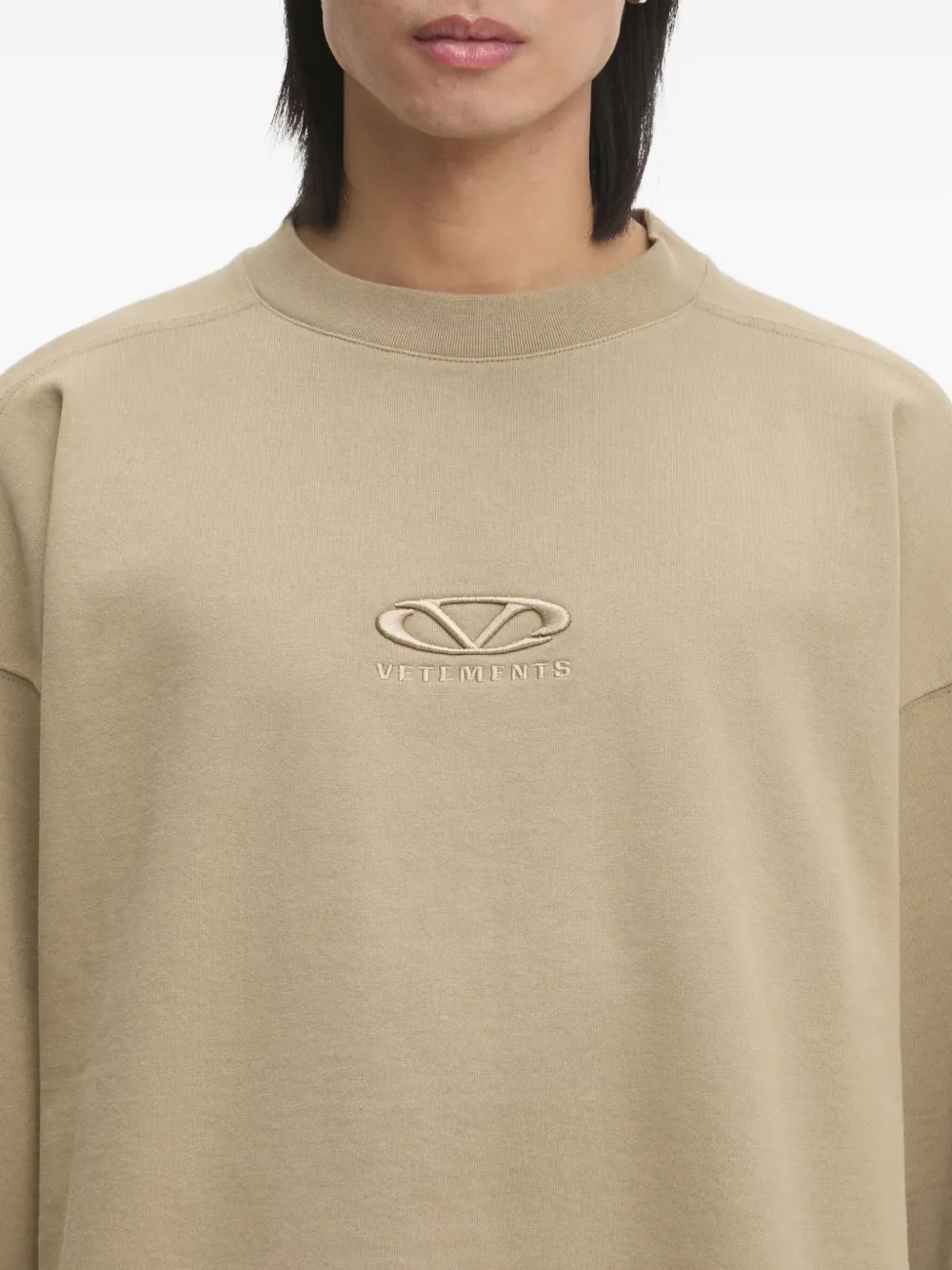 VETEMENTS logo-embroidered sweatshirt Beige