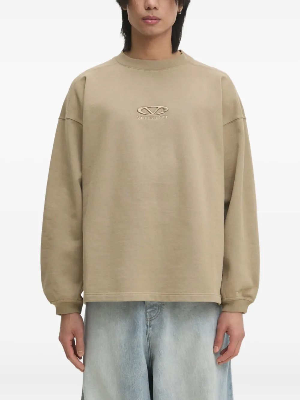VETEMENTS logo-embroidered sweatshirt Beige