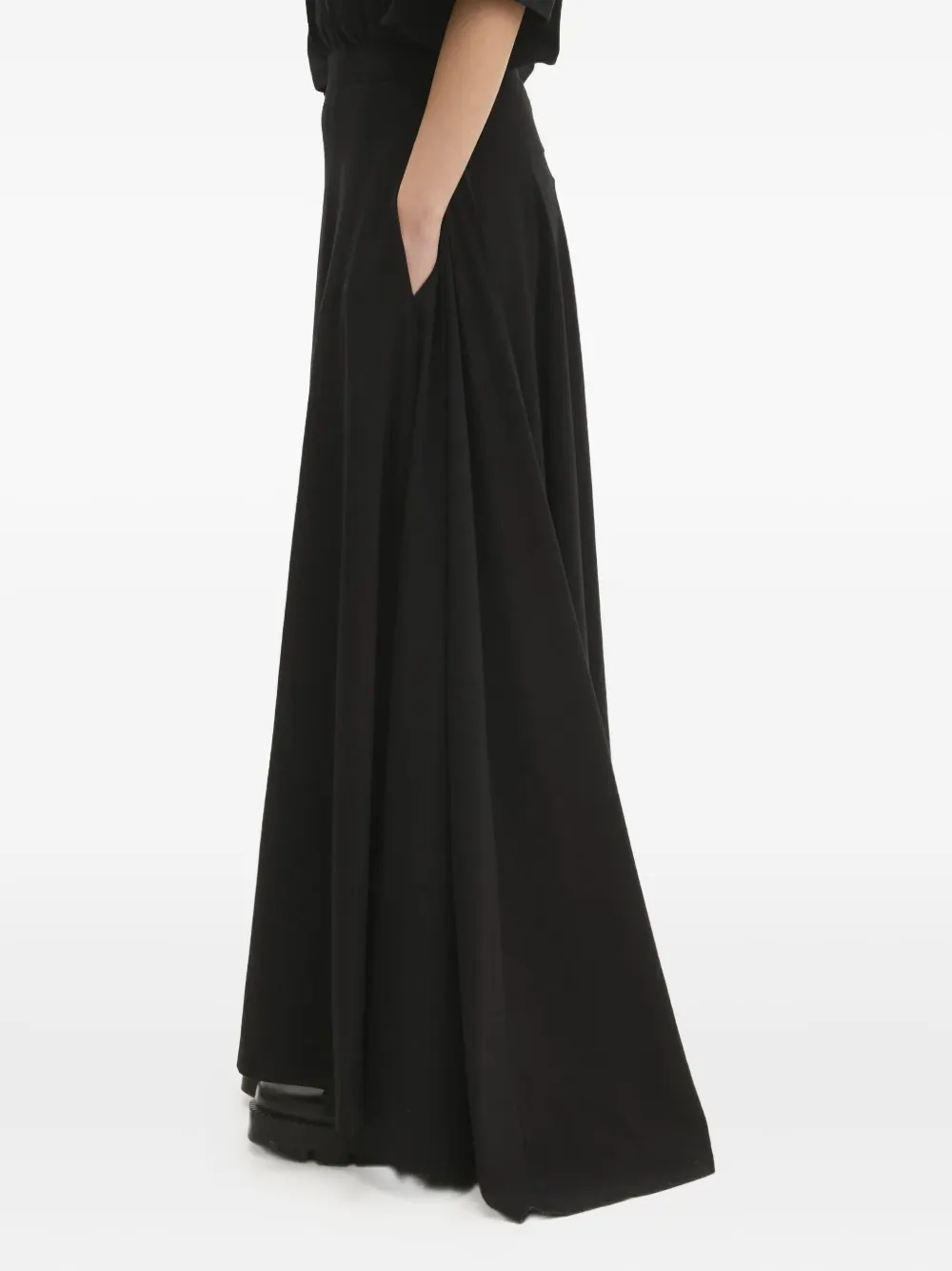 VETEMENTS logo-embroidered flared skirt Zwart