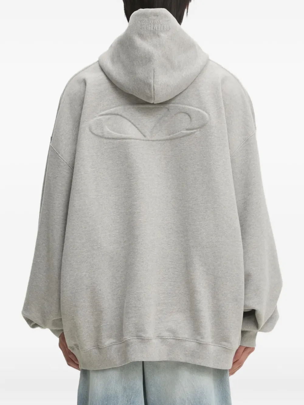 VETEMENTS logo-embossed hoodie Grijs