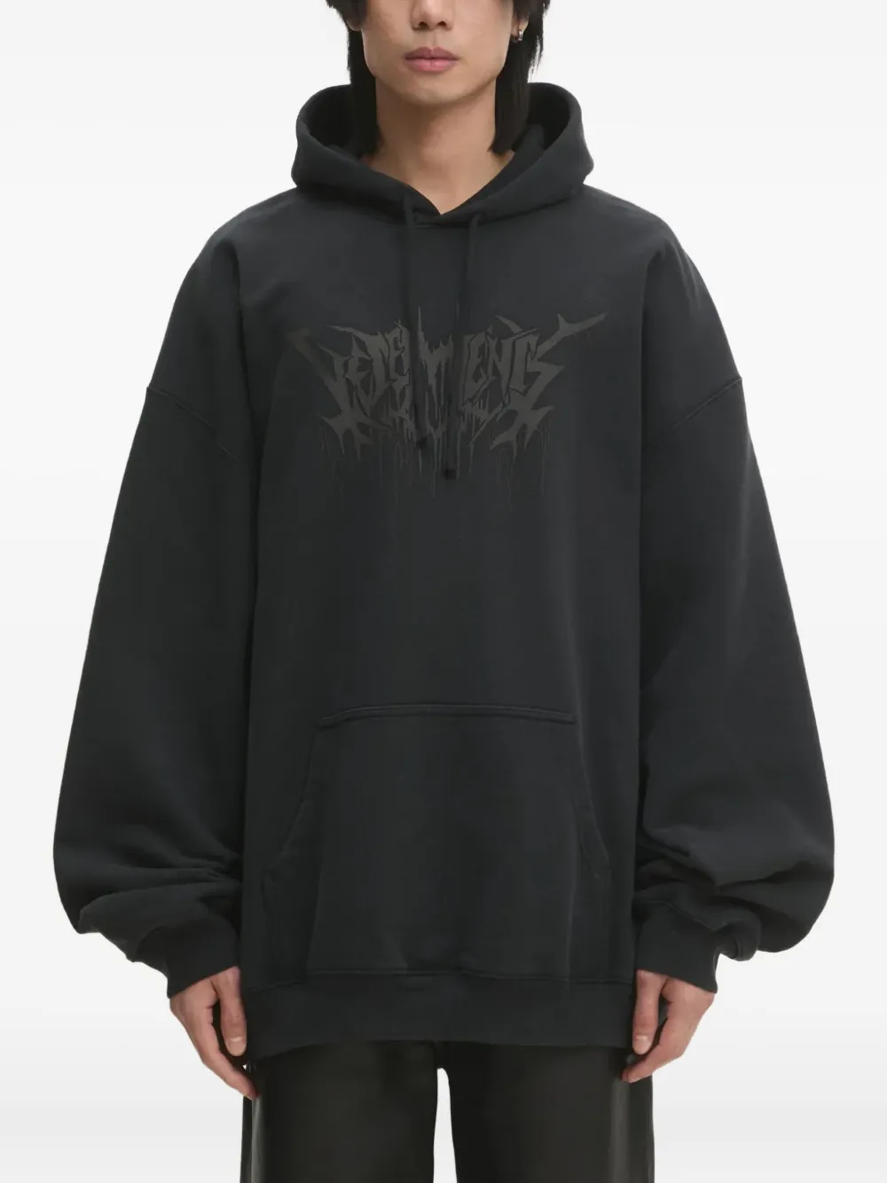 VETEMENTS logo-print hoodie | Black | Image 1