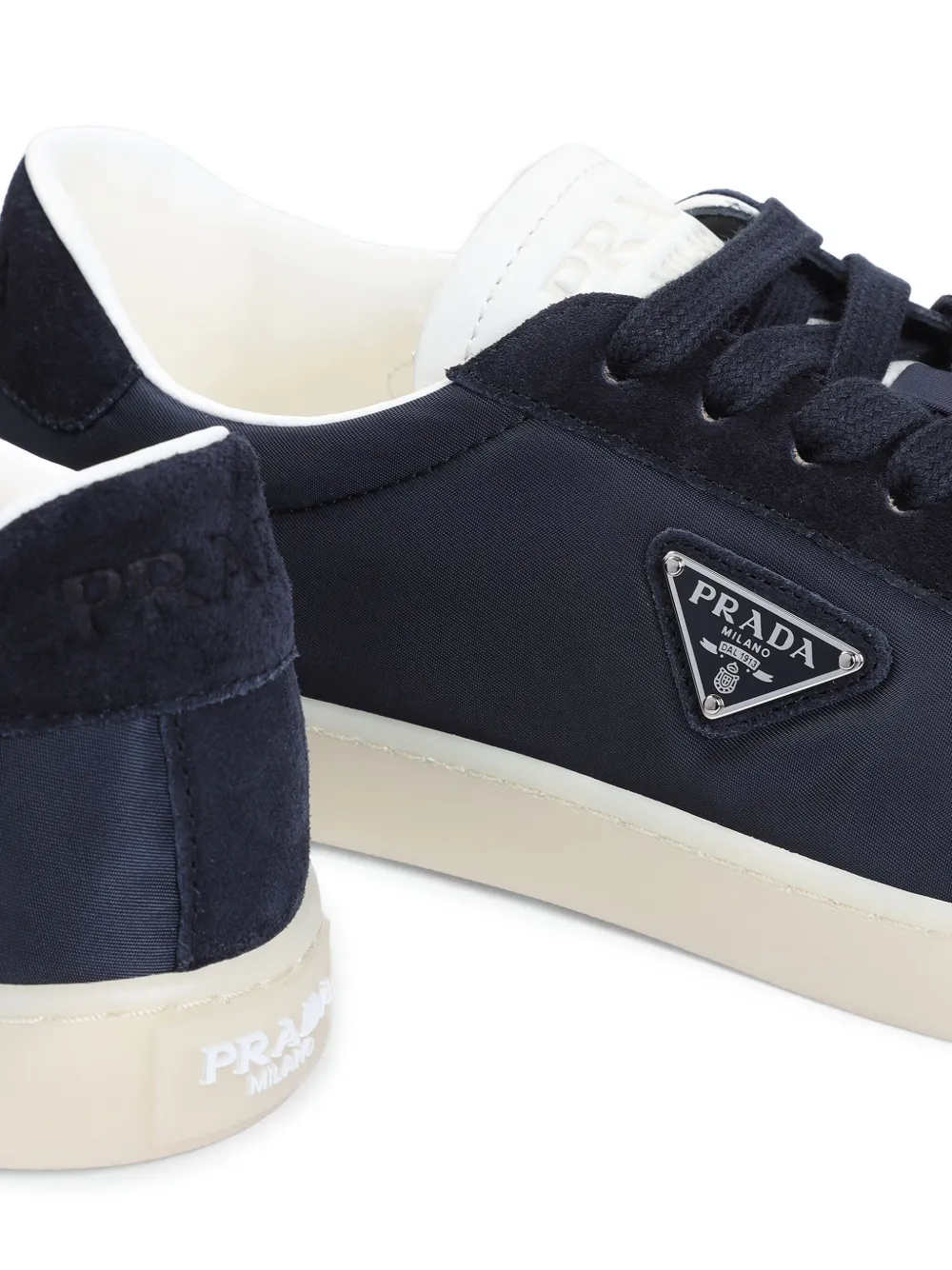 Prada Suède sneakers Blauw