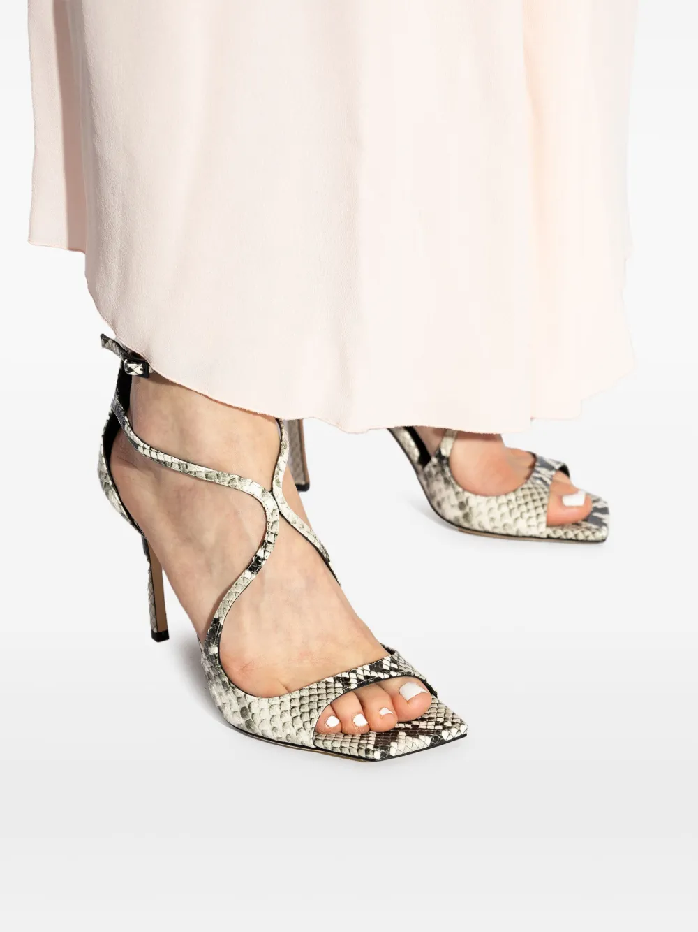 ◆Jimmy Choo◆ Azia 95mm スクエアトゥ サンダル Jimmy Choo Azia 95mm サンダル | グレー | FARFETCH JP