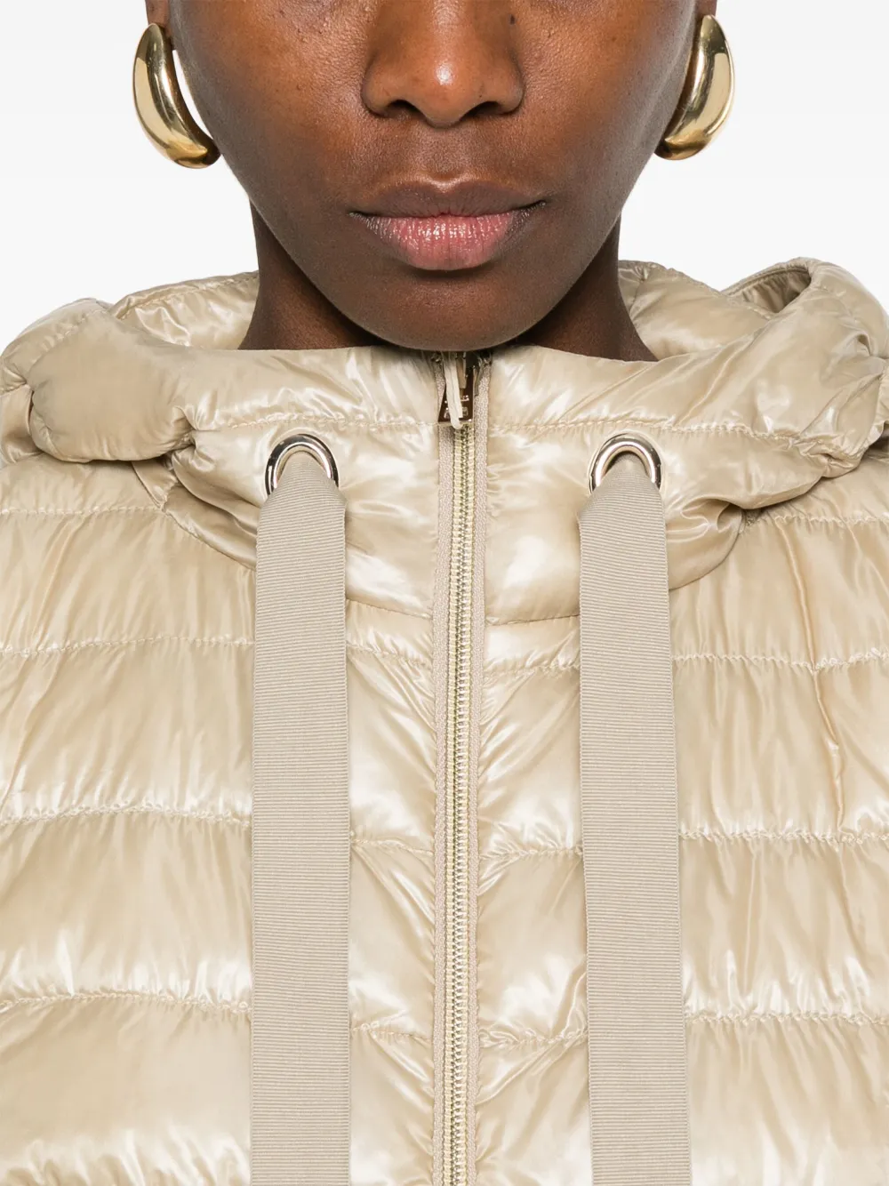 Herno Bodywarmer met capuchon Beige
