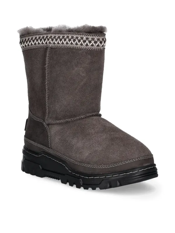 UGG Kids Classic Short TrailGazer Boots Grey FARFETCH ID