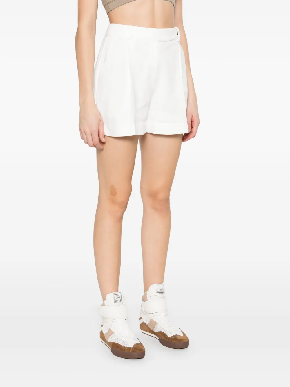 Brunello Cucinelli Geplooide shorts Wit