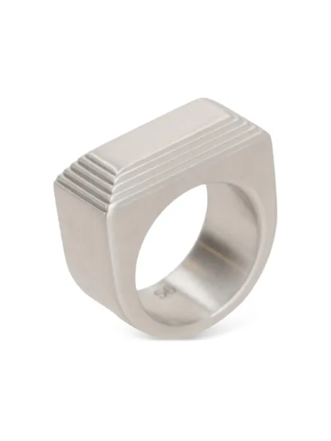 Rick Owens anillo con diseño grabado