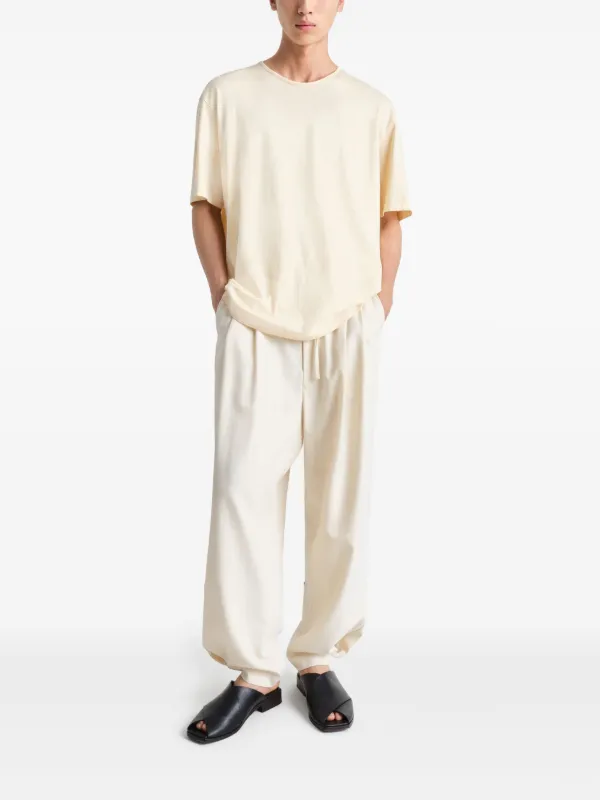 【Lemaire】リラックスフィット Tシャツ(2色) LEMAIRE Relaxed Tシャツ | ニュートラル | FARFETCH JP