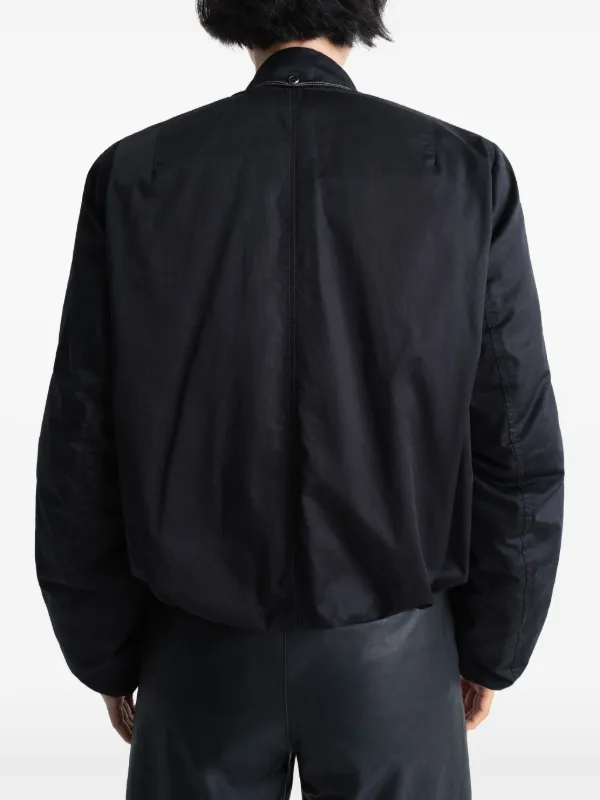 【関税込み】LEMAIRE ブラック Wadded ボンバージャケット LEMAIRE Wadded Bomber Jacket | Black | FARFETCH