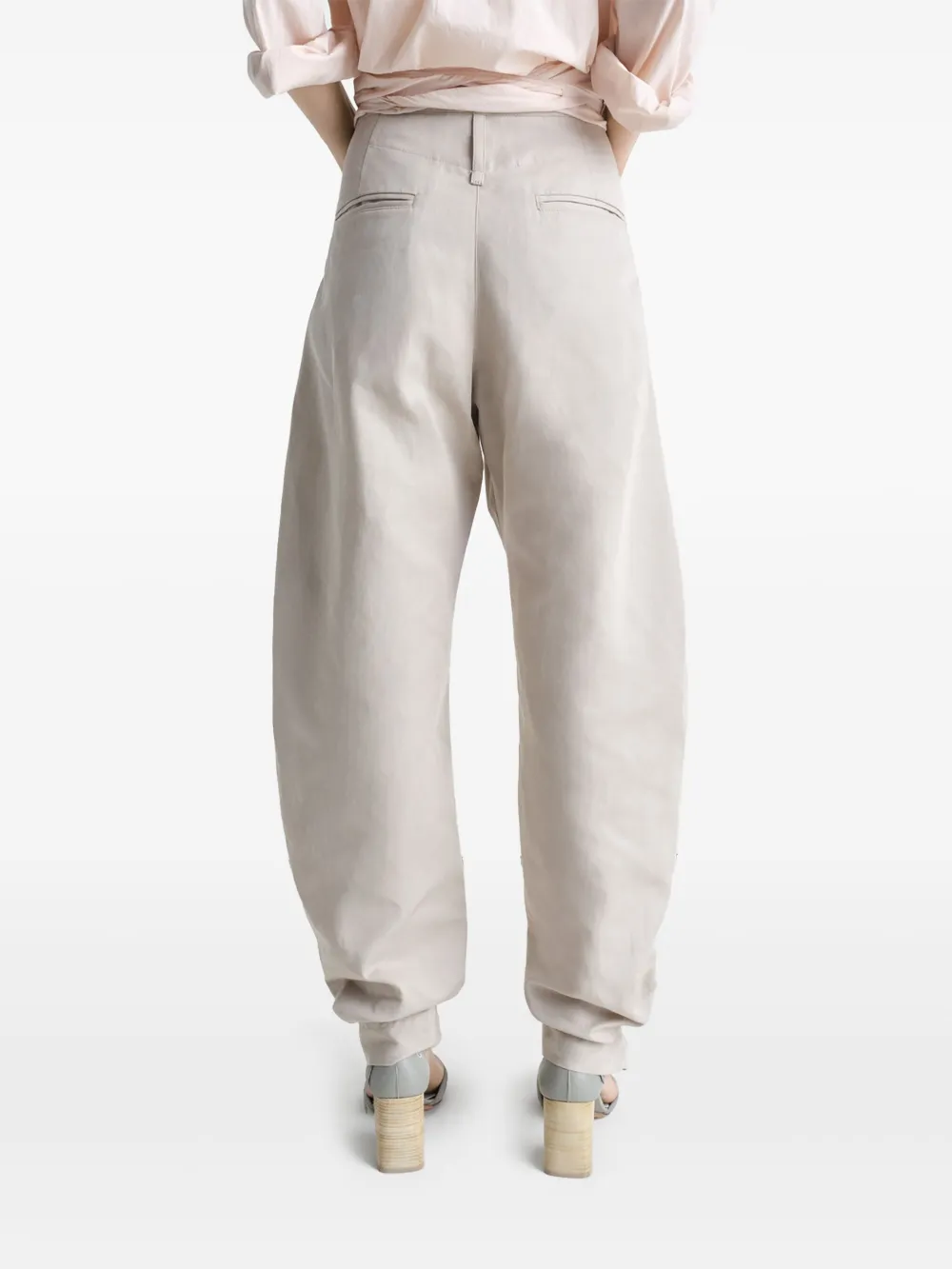 LEMAIRE Fluid broek met toelopende pijpen Beige