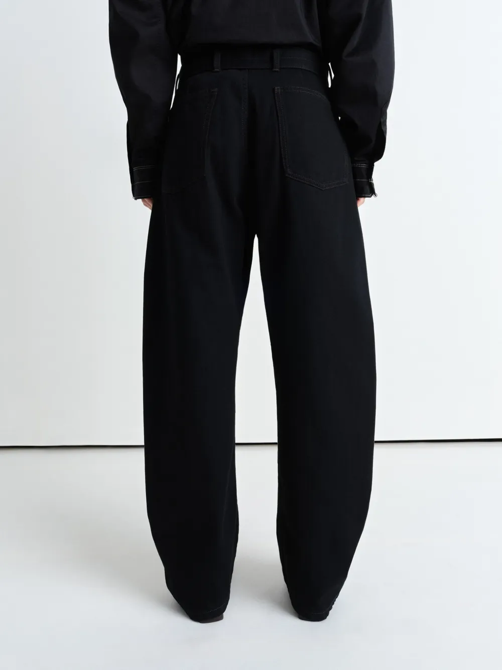 LEMAIRE Broek met ceintuur Zwart