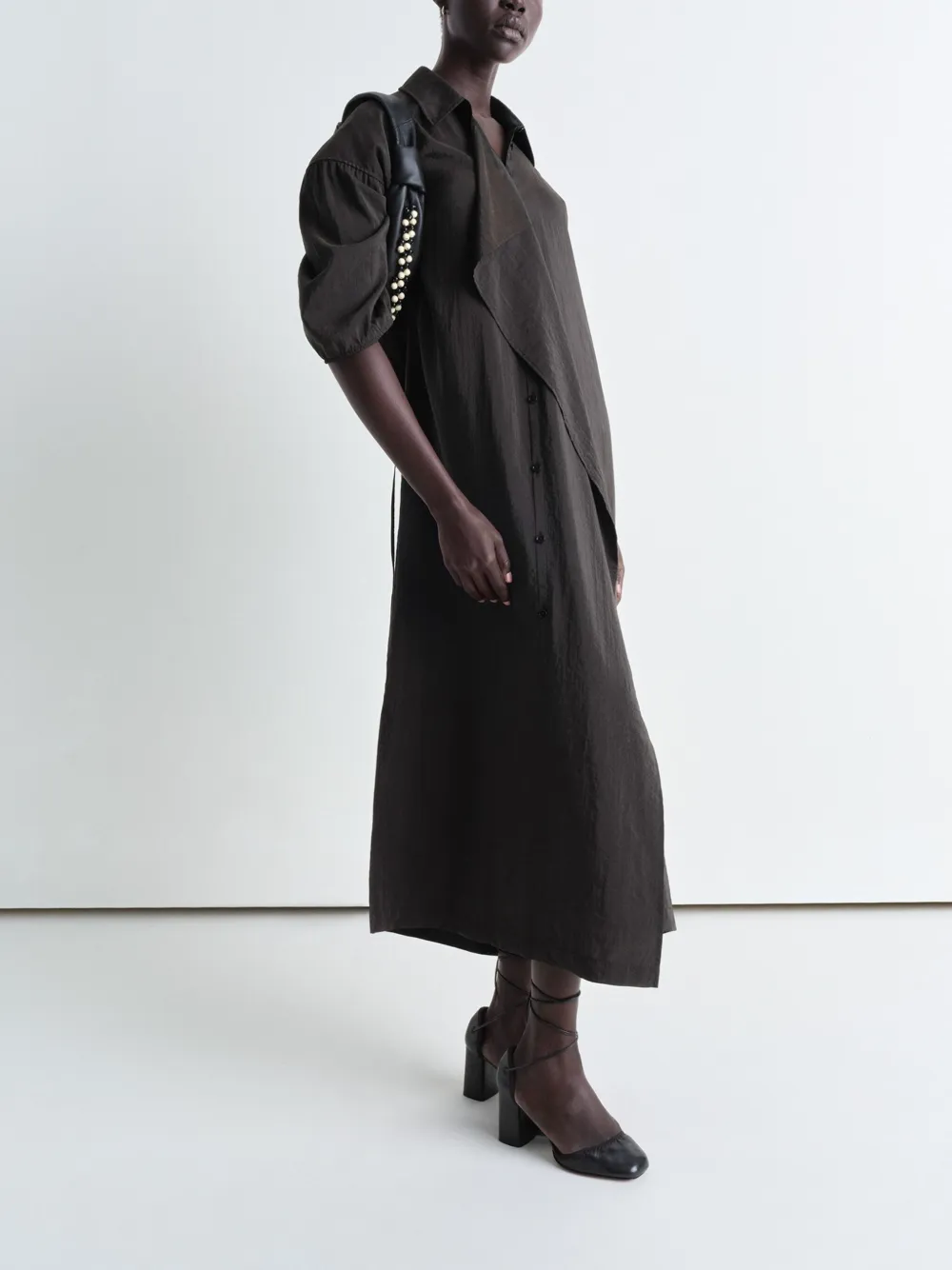 LEMAIRE Asymmetrical shirt dress - Zwart