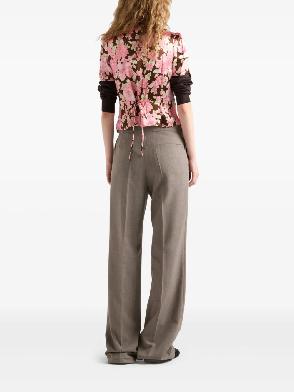 Prada Satijnen blouse met bloemenprint Bruin