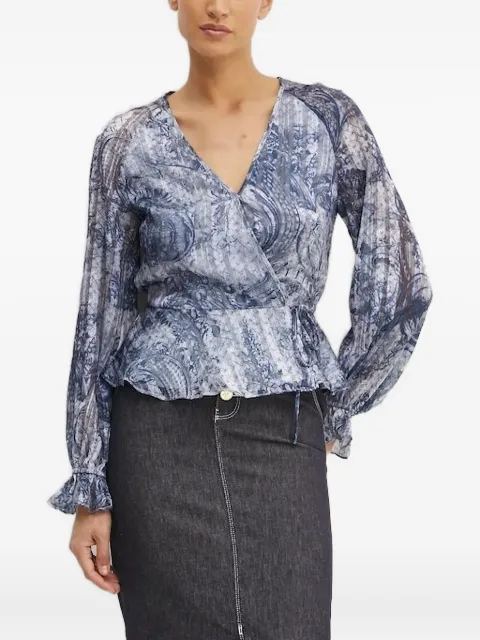 GUESS USA top cruzado con estampado de cachemira