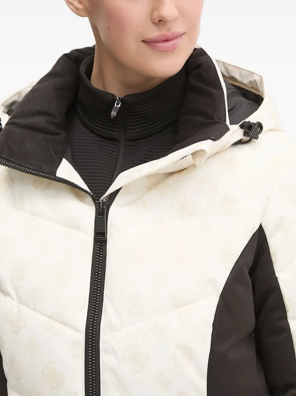 GUESS USA Gewatteerd ski-jack met logoprint Wit