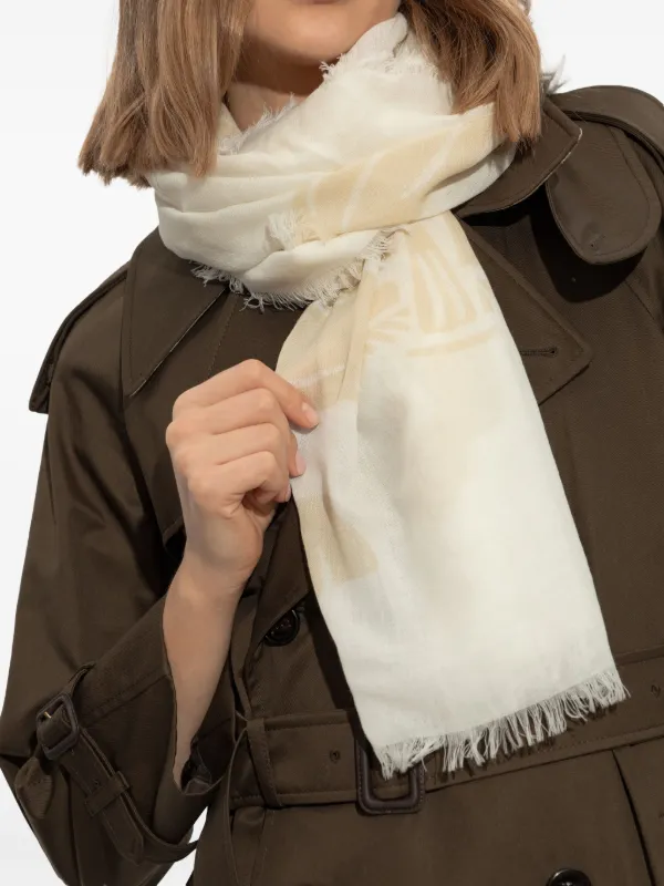 Burberry EKD Wool Scarf | Neutrals | FARFETCH NO