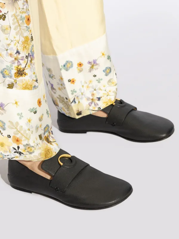 SLOBE IENA ブラックレザー スリッポン SLOBE IENA（スローブイエナ）｜スリッポン一覧 - WEAR