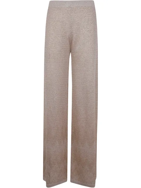 D.Exterior straight-leg trousers