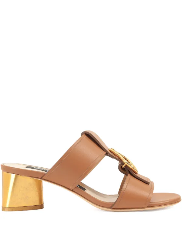セルジオロッシ　レザー　サンダル　ブラウン Sergio Rossi レザー フラットサンダル | ブラウン | FARFETCH JP