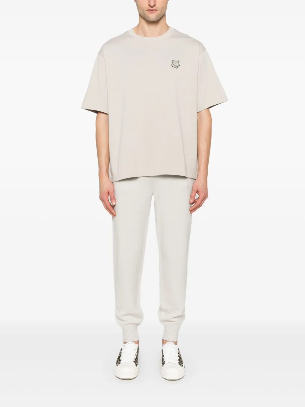 Maison Kitsuné T-shirt met vossenkop patch - Beige