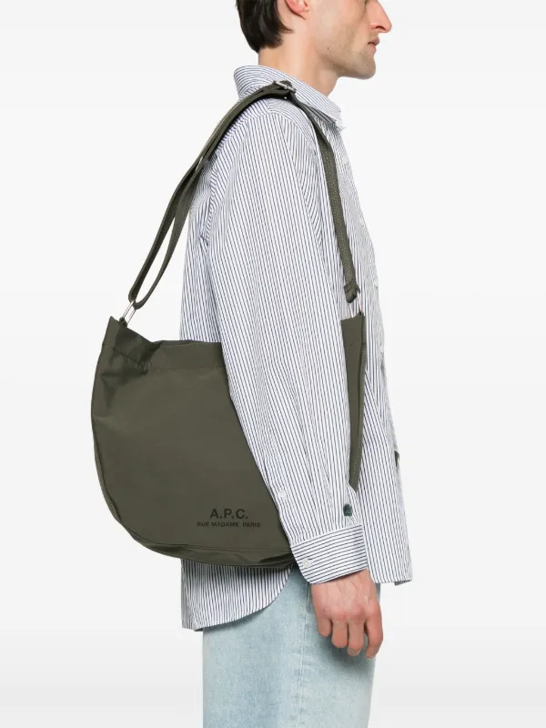 【関税込み】A.P.C. カーキ Journal サッチェル メンズ A.P.C. カーキ Journal サッチェルバッグ グリーン | Lyst