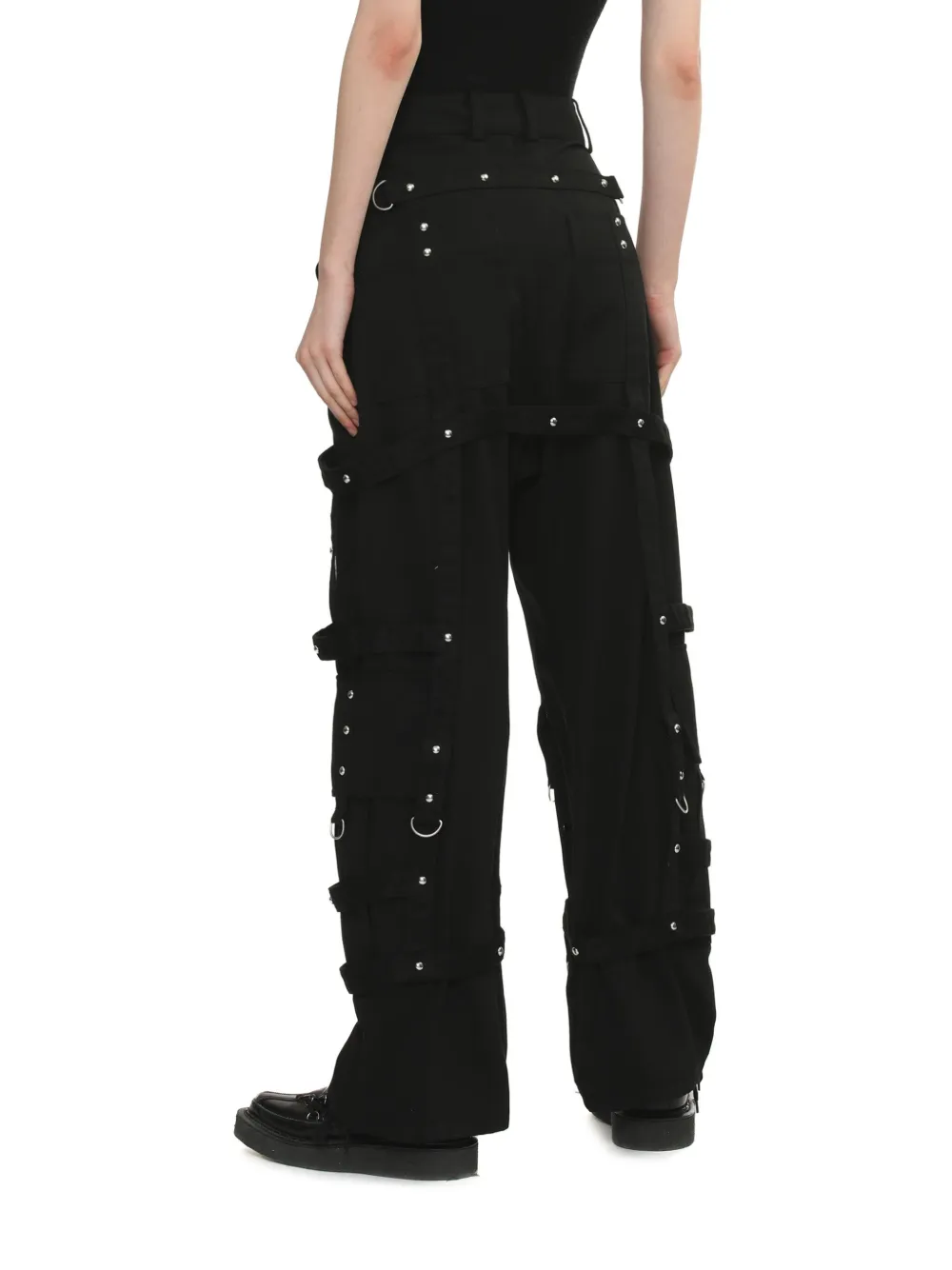 We11 Done Studded Cargo Trousers In Black