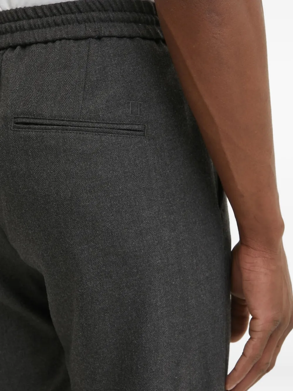 Les Deux Herringbone Drawstring Trousers In Gray