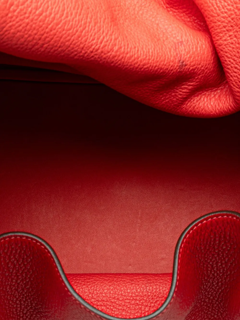 Pre-owned Hermes 2012 Clemence Lindy 34 Satchel In Red